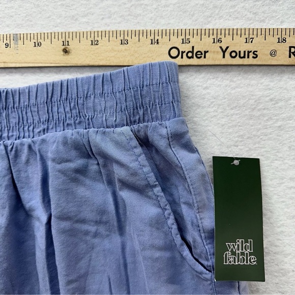 Wild Fable Woman’s pull on shorts Blue with Medium New With Tags - Picture 2 of 8